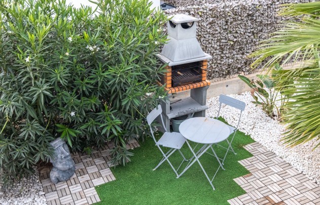 Reventa - House - Semi-Detached House - Orihuela - Vistabella