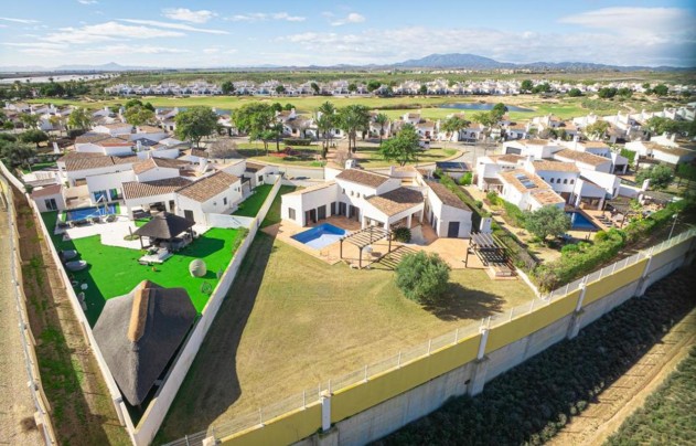 Resale - Villa - El Valle Golf Resort