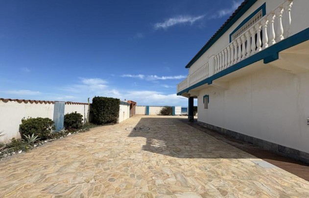 Resale - Villa - La Manga del Mar Menor - Mar Menor