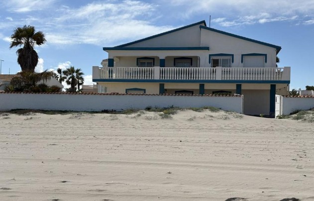 Resale - Villa - La Manga del Mar Menor - Mar Menor