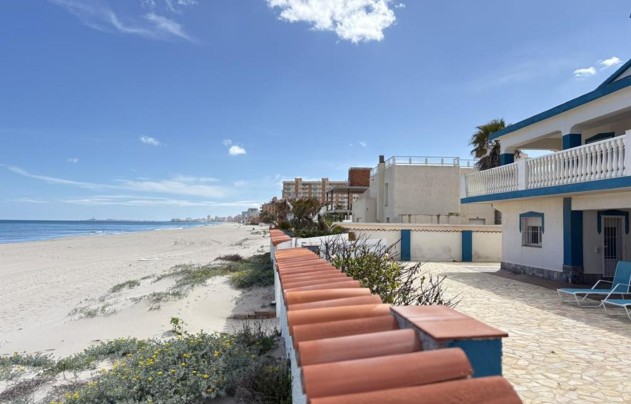 Resale - Villa - La Manga del Mar Menor - Mar Menor