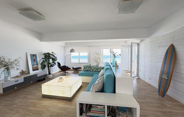 Resale - Villa - La Manga del Mar Menor - Mar Menor