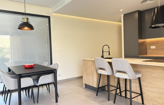 Herverkoop - Villa - Altaona Golf and Country Village