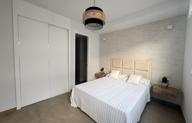 Reventa - Apartment - Torrevieja - Los Locos