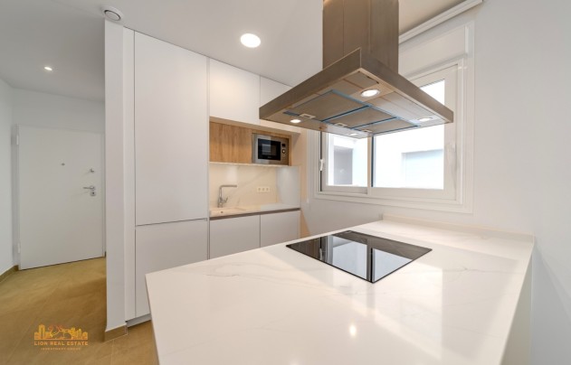 Reventa - Apartment - Torrevieja - Los Locos