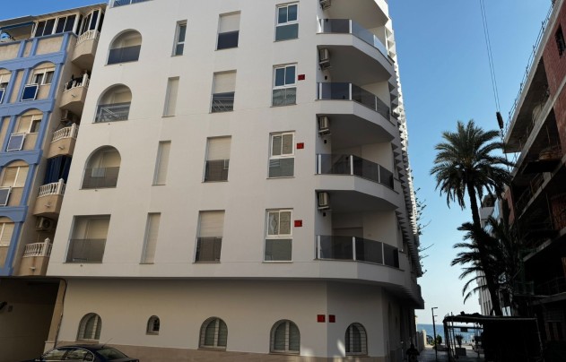 Reventa - Apartment - Torrevieja - Los Locos