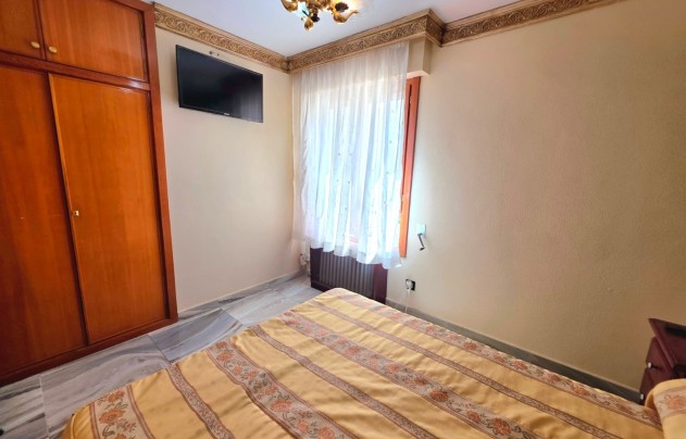 Revente - Apartment - Alicante - Centro