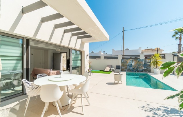 Revente - Villa - Orihuela Costa - Villamartin Golf