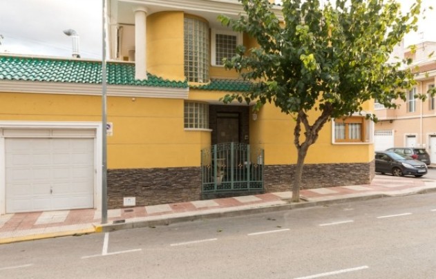 Reventa - Casa - Sax