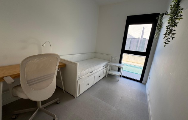 Resale - Villa - San Fulgencio