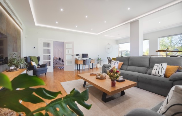 Reventa - Villa - San Vicente de Raspeig - Los Girasoles