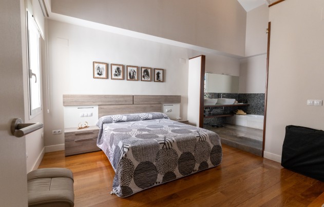 Revente - Apartment - Alicante - Center