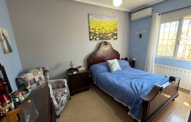 Reventa - Villa - Catral