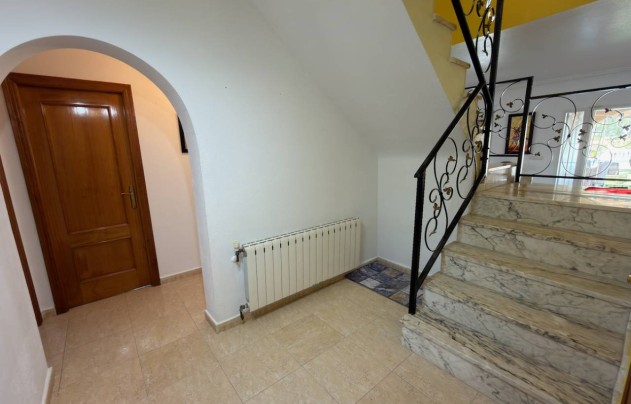 Reventa - Villa - Catral