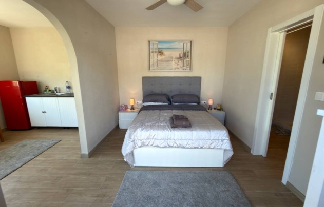Reventa - Villa - Catral
