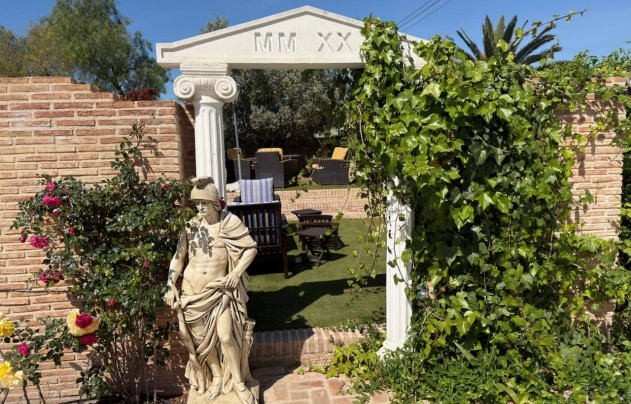 Reventa - Villa - Catral