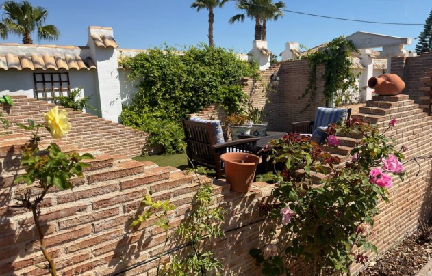 Reventa - Villa - Catral