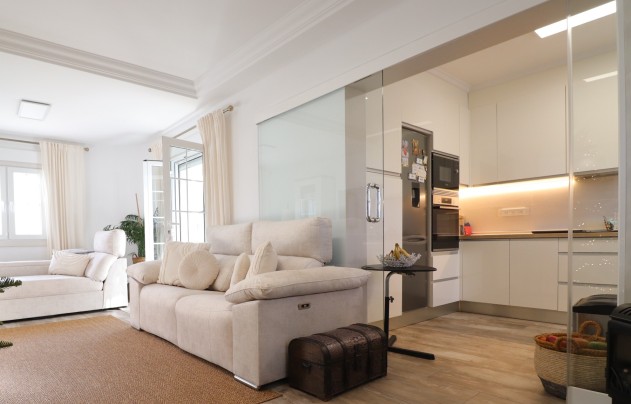 Resale - Villa - Orihuela Costa - Villamartín