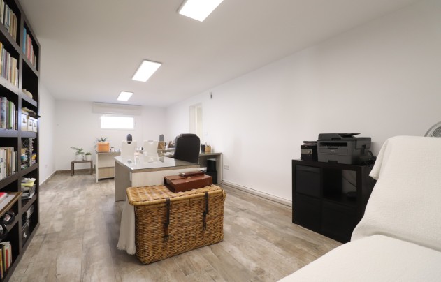 Resale - Villa - Orihuela Costa - Villamartín