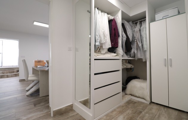 Resale - Villa - Orihuela Costa - Villamartín