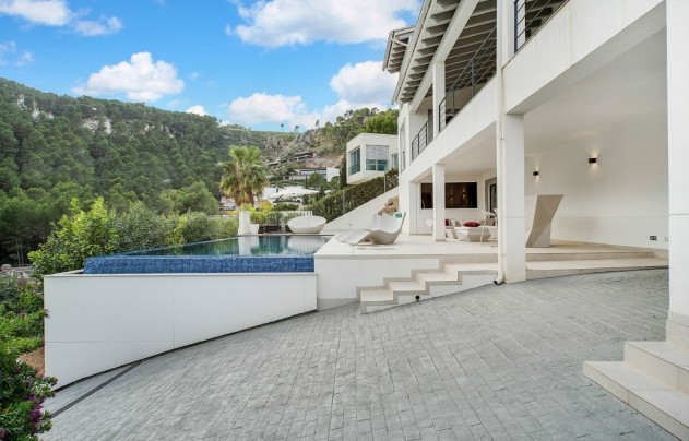 Resale - Villa - PALMA - Son Vida