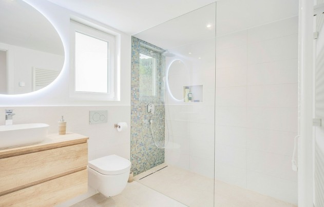 Resale - Villa - PALMA - Son Vida