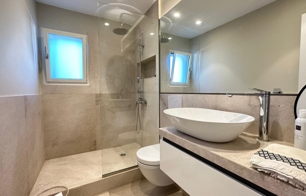 Resale - Villa - COSTA DE LA CALMA - Calvià