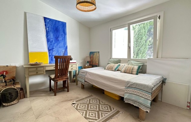 Resale - Villa - COSTA DE LA CALMA - Calvià