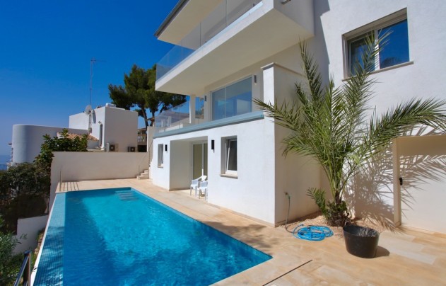 Resale - Villa - COSTA D'EN BLANES - Calvià
