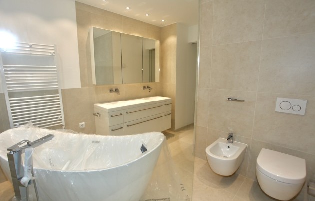 Resale - Villa - COSTA D'EN BLANES - Calvià