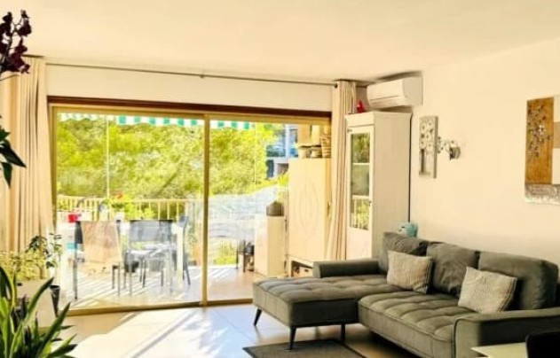 Resale - Apartment - CALA VINYES - Calvià