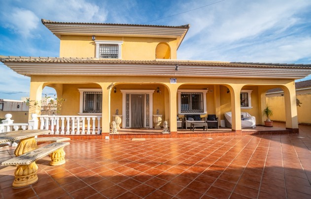 Resale - Villa - Torrevieja - LOS BALCONES - LOS ALTOS