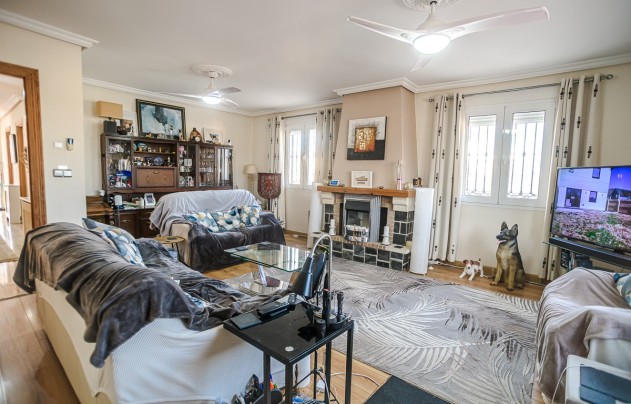 Resale - Villa - Torrevieja - LOS BALCONES - LOS ALTOS