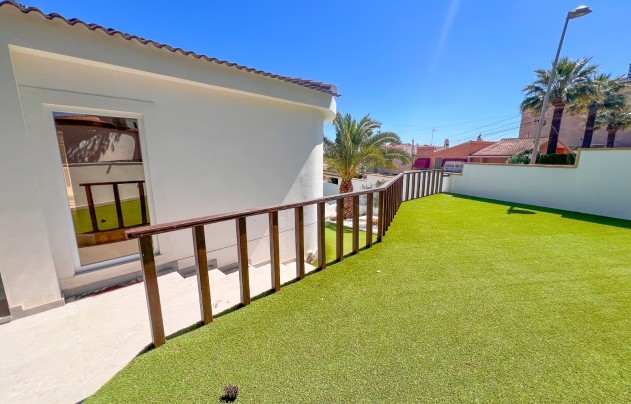Resale - Villa - Torrevieja - Los Balcones