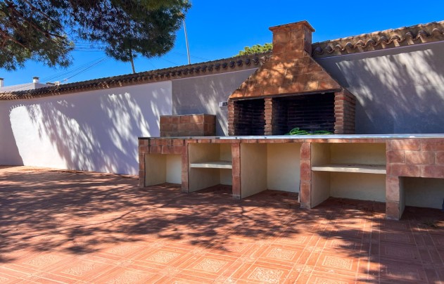 Resale - Villa - Torrevieja - Los Balcones