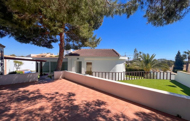 Resale - Villa - Torrevieja - Los Balcones