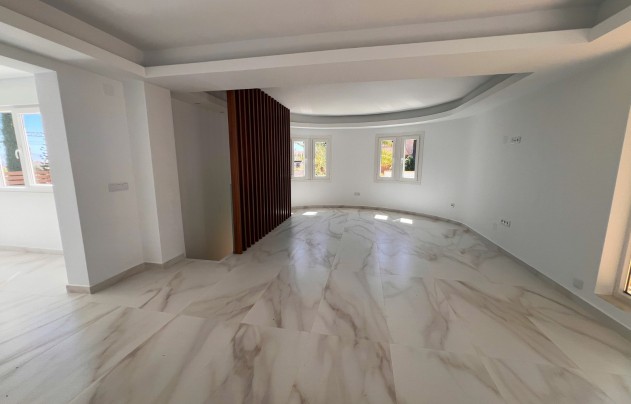 Resale - Villa - Torrevieja - Los Balcones