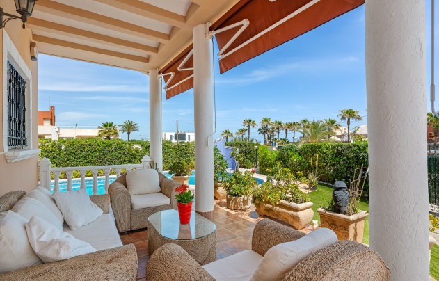 Resale - Villa - Torrevieja - La Mata