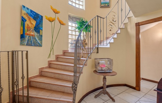 Resale - Villa - Torrevieja - La Mata