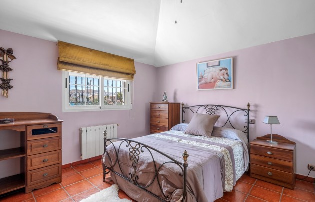 Resale - Villa - Torrevieja - La Mata