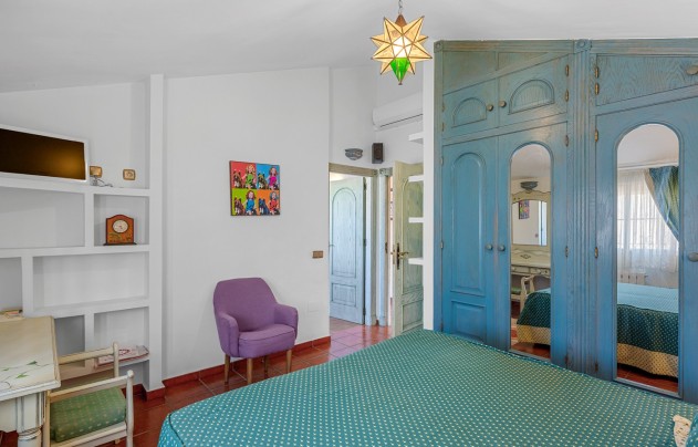 Resale - Villa - Torrevieja - La Mata