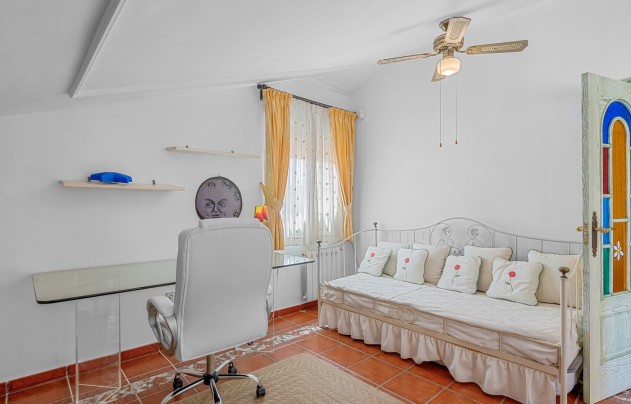 Resale - Villa - Torrevieja - La Mata