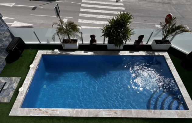 Resale - Villa - Orihuela - Entre Naranjos Vistabella Golf