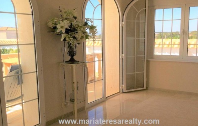 Resale - Villa - Valle del Sol