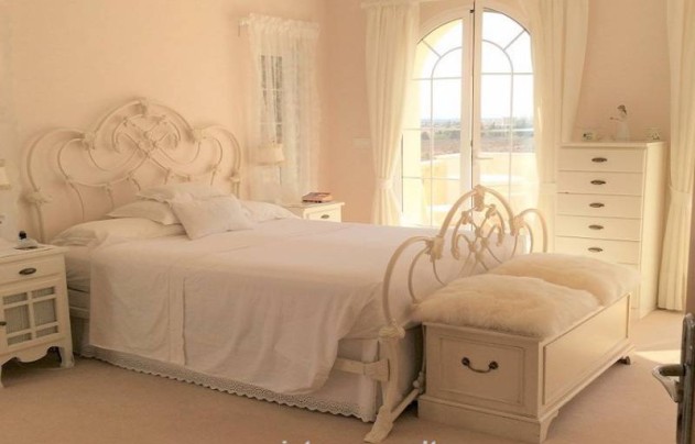 Resale - Villa - Valle del Sol