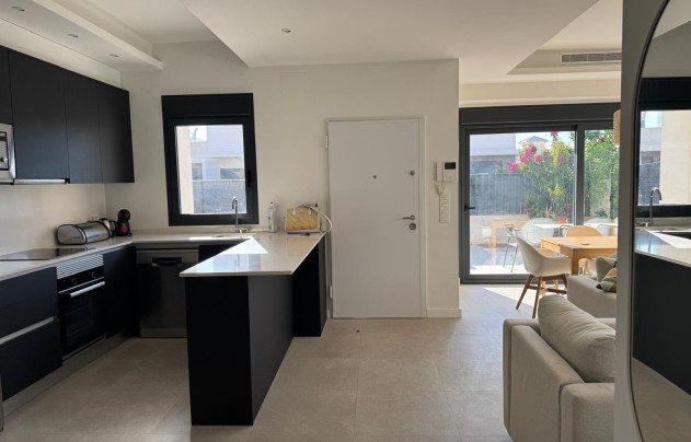 Resale - Villa - San Fulgencio