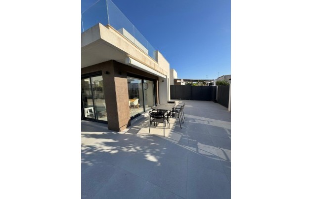 Resale - Villa - San Fulgencio