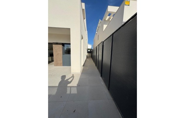 Resale - Villa - San Fulgencio