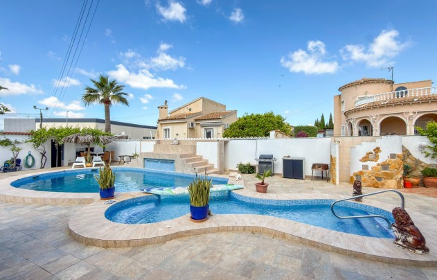 Resale - Villa - Ciudad Quesada