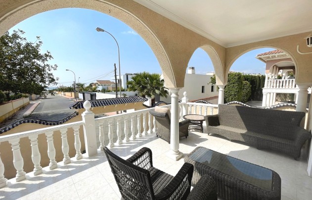 Herverkoop - Villa - Ciudad Quesada
